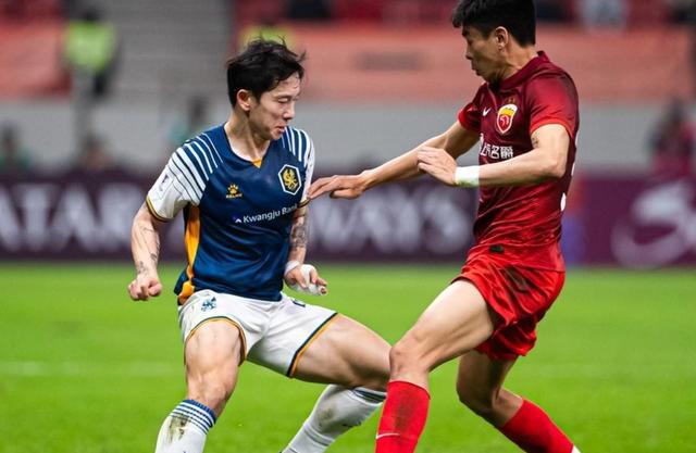 关于上港门将扑出点球，力保球队不败纪录！的信息