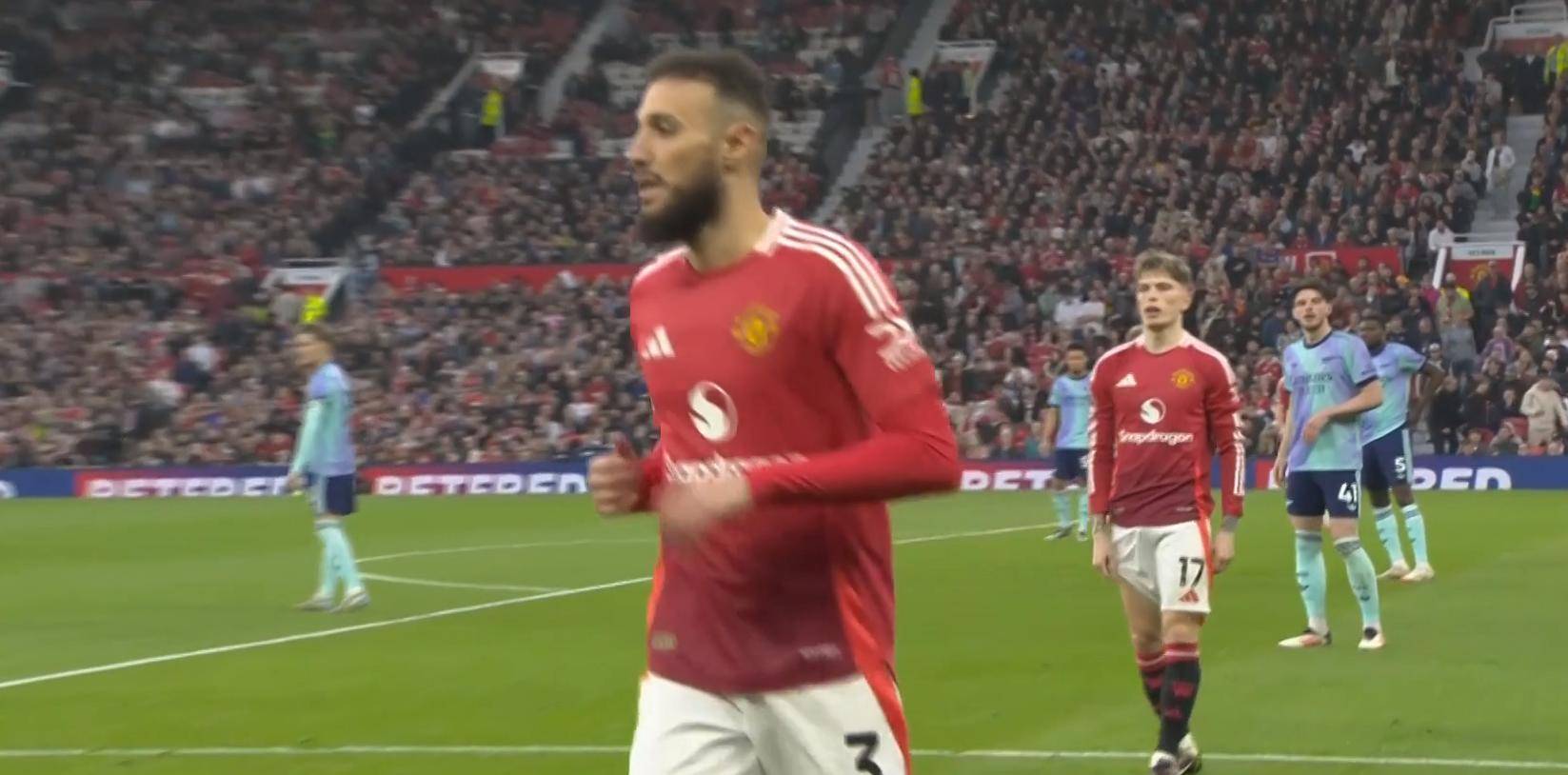 曼联门将因伤错失关键比赛，球迷心疼