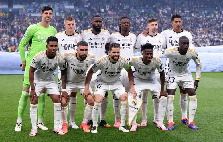 皇马官宣巨星加盟，重回巅峰之路