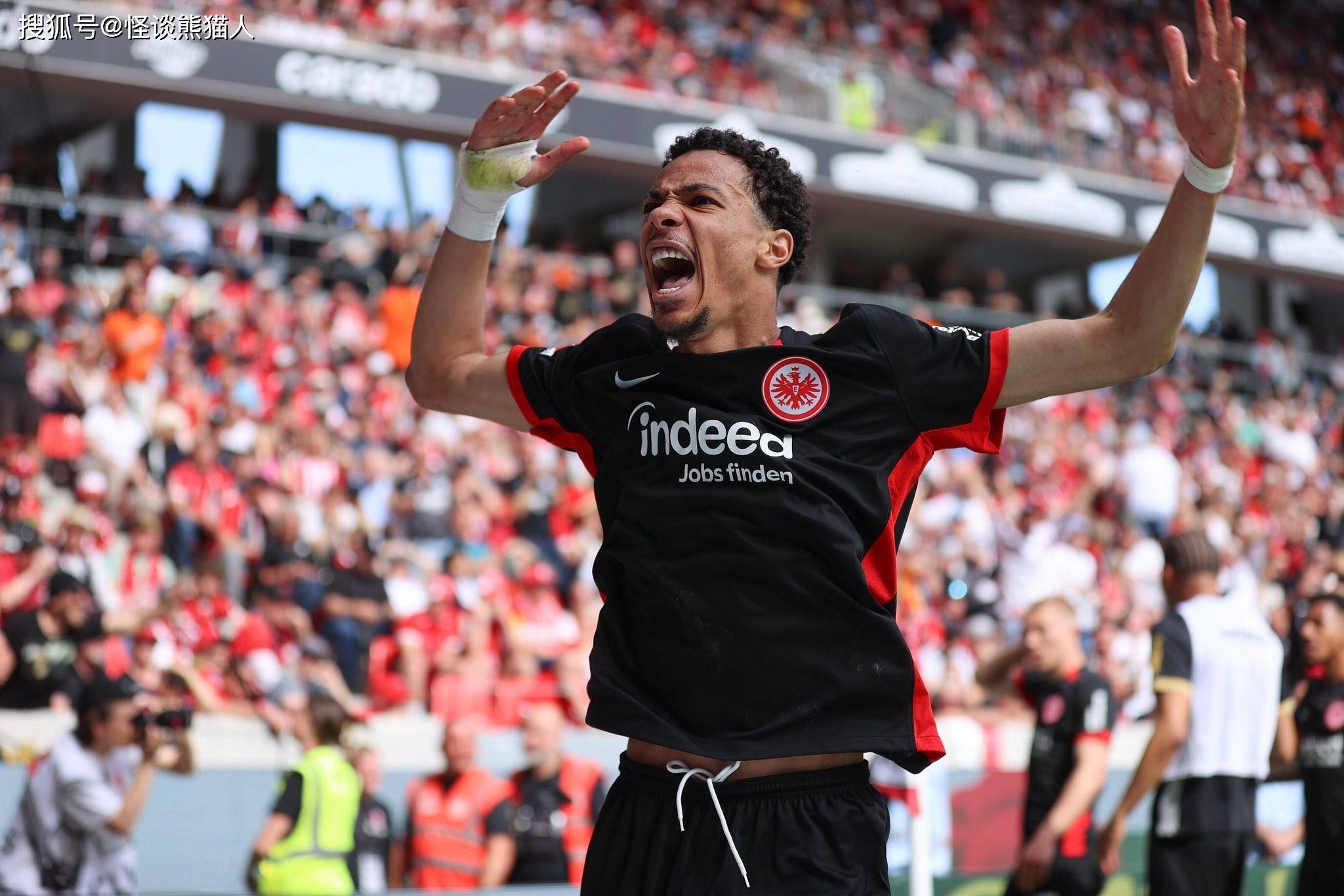 包含红魔前锋刷新进球纪录,破万分大关的词条 包含红魔前锋刷新进球纪录,破万分大关的词条