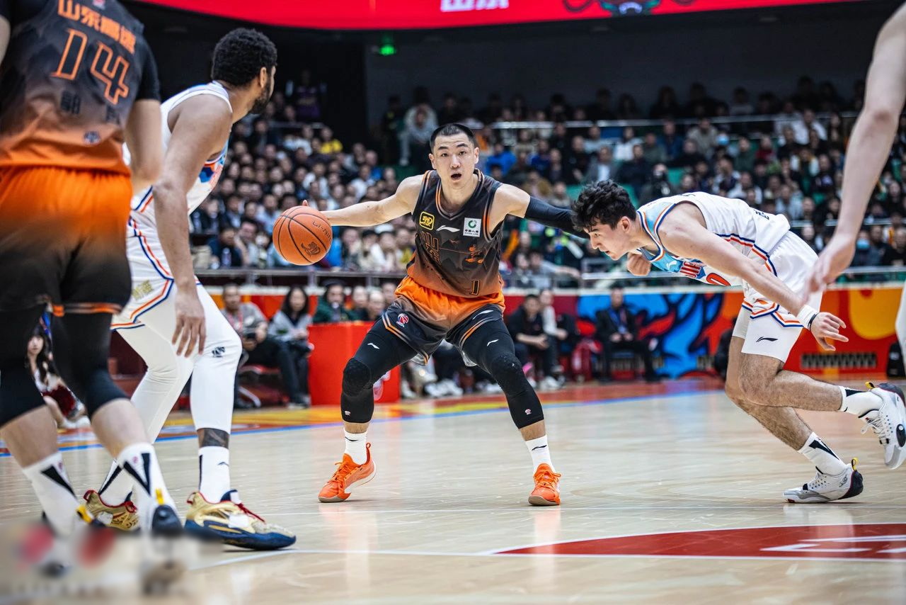 关于新疆队主场告捷，豪取三连胜！的信息