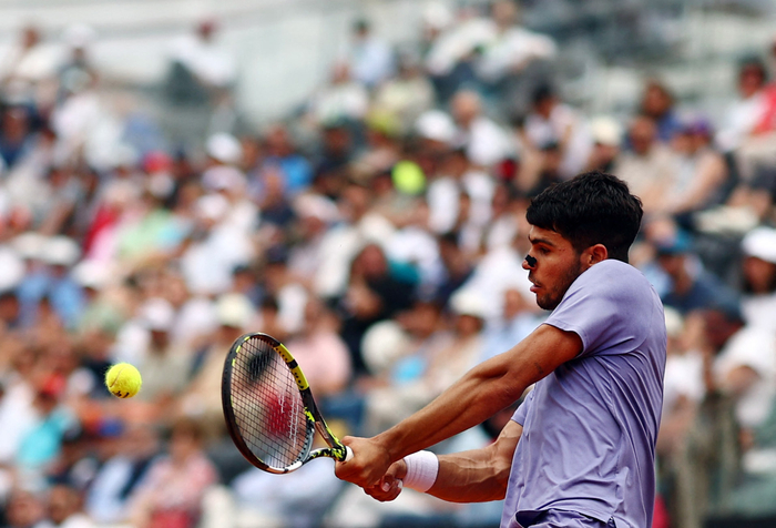 包含西班牙网球队鏖战日本网球队,阿尔卡拉斯绝境逆转的词条 包含西班牙网球队鏖战日本网球队,阿尔卡拉斯绝境逆转的词条