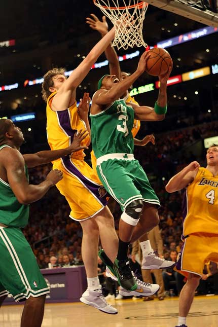 开云体育中国-包含Valorant选手发挥出色，荣膺最佳MVP的词条