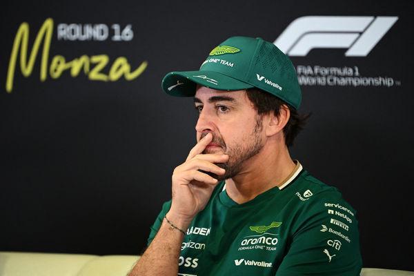 开云体育入口-阿斯顿马丁绝杀雷诺车队，阿隆索状态火热的简单介绍