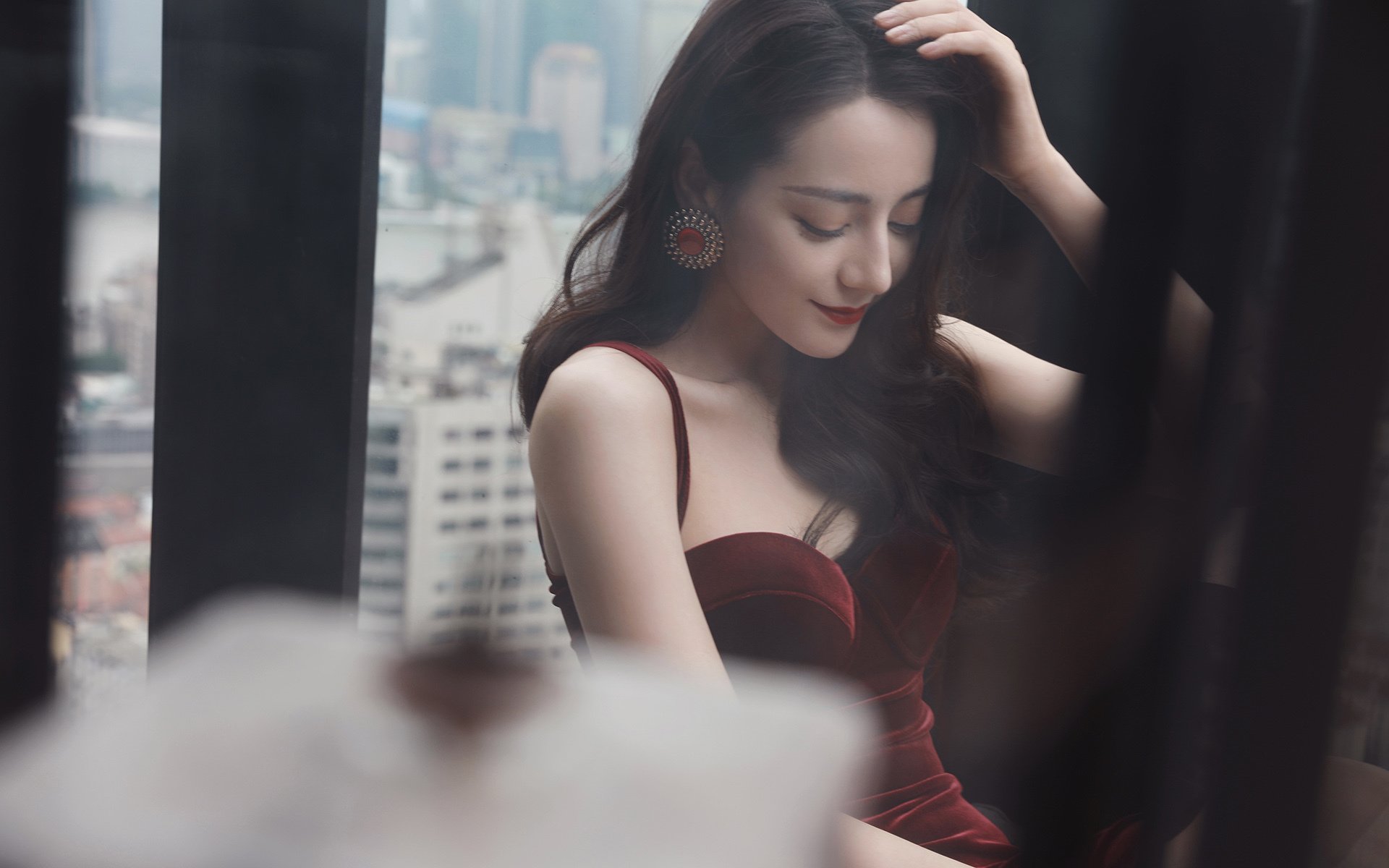 轮胎墙溃败夜，当奥斯梅恩以F1车手姿态接管英超赛道